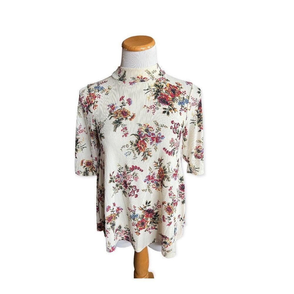 Womens Buckle H.I.P. Gorgeous Floral Mock Neck Flowy Top - Sz XS